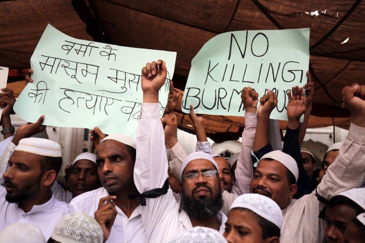 İslam ülkelerinde Myanmar’da Müslümanlara yapılan baskı ve şiddet protesto edildi