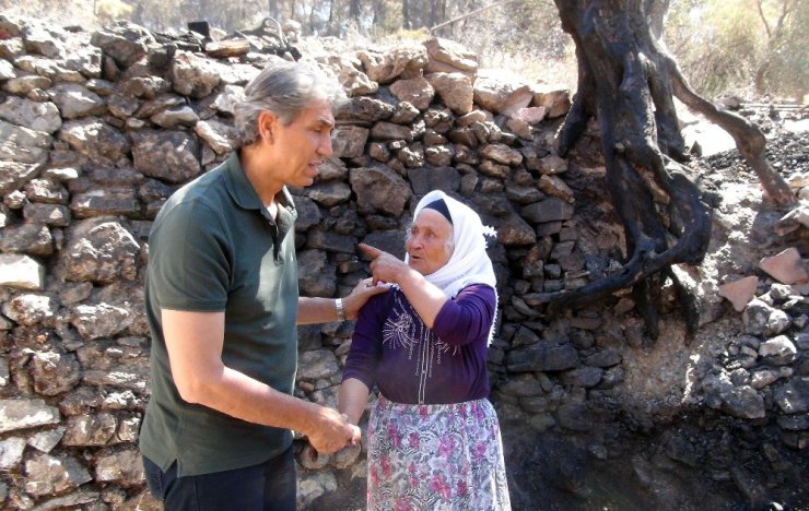 Fatih Belediye Başkanı Demir yangın bölgesinde