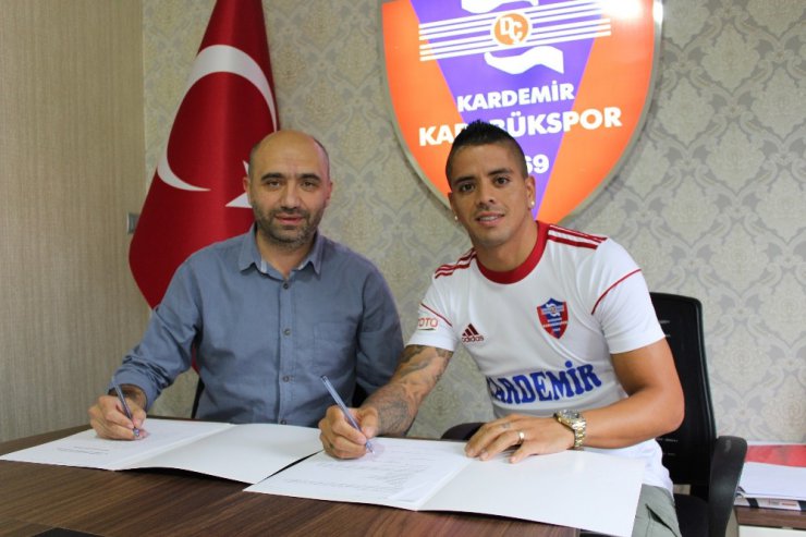 Karabükspor, Trabzonspor’dan Ibanez’i renklerine kattı