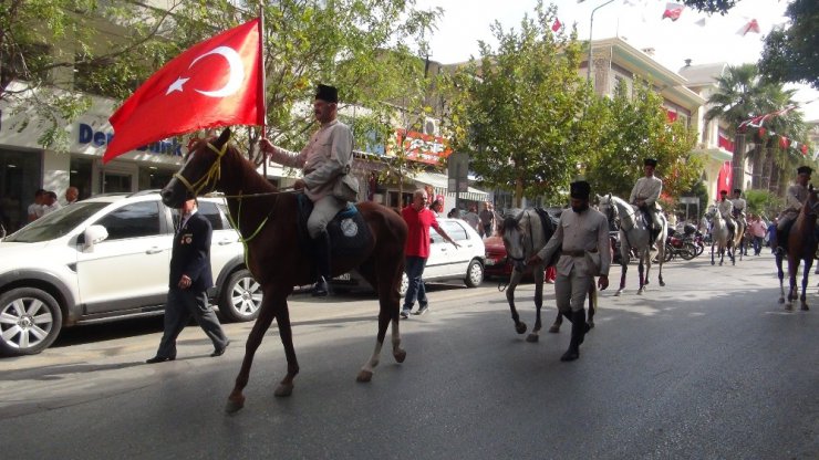 Manisa’da kurtuluş günü etkinlikleri