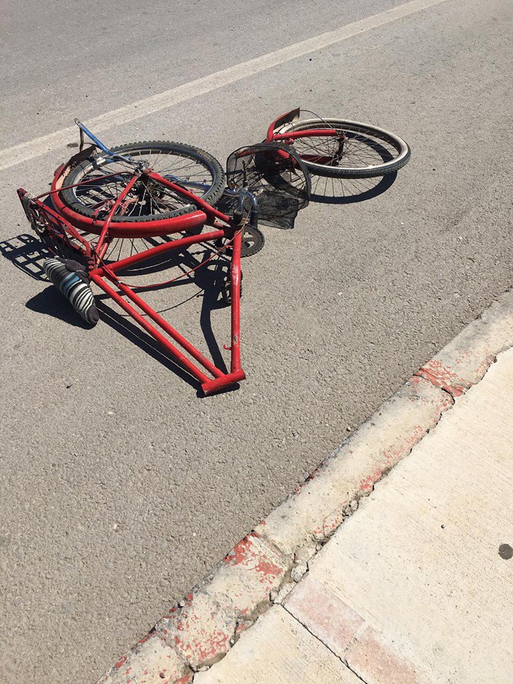 Otomobilin çarptığı bisiklet sürücüsü öldü