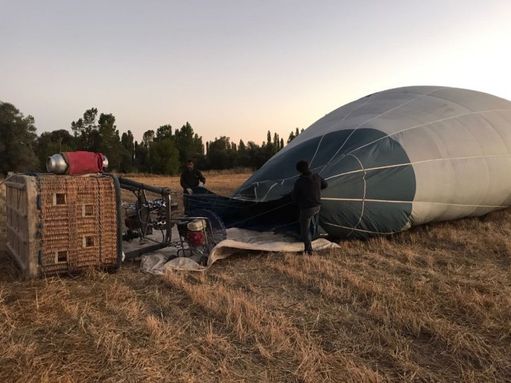 Bozkırın ortasında denizden sonra balon keyfi