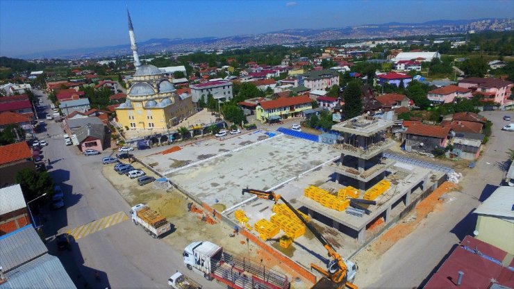 Mehmetağa Mahallesi semt meydanına kavuşuyor