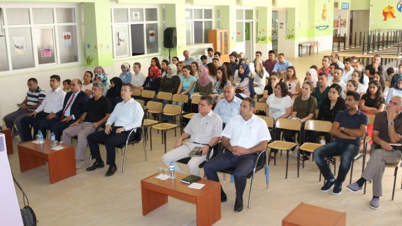 Tuzluca ‘da yenilenen müfredat tanıtım semineri gerçekleşti