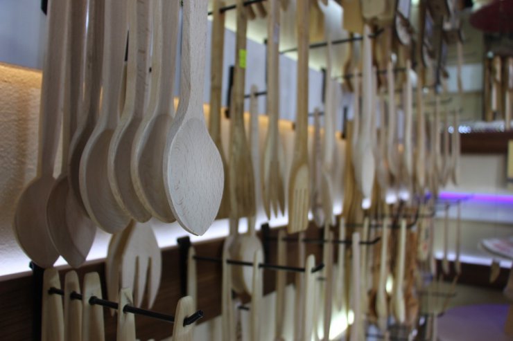 Turistlerin şimşir kaşık ilgisi