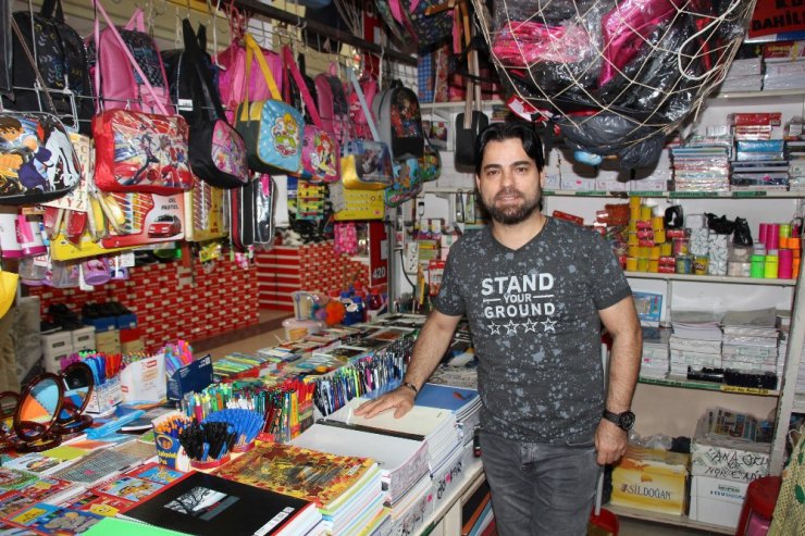 Kırtasiye esnafı büyük marketlerden şikayetçi