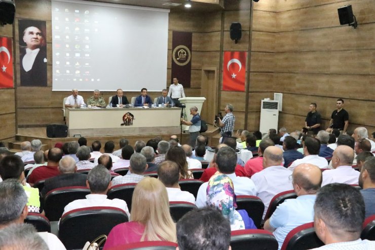 Siirt Valisi Atik’ten okul müdürlerine sert uyarı