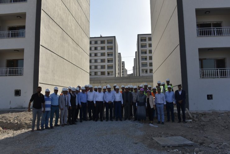 TOKİ Başkanı Turan Yunuskent’i inceledi