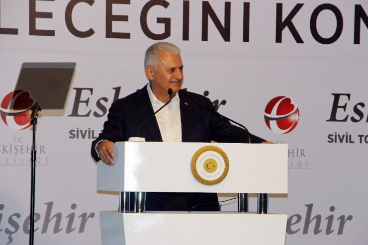 Başbakan Yıldırım: “15 Temmuz’da Eskişehir’in ayrı bir yeri vardır”