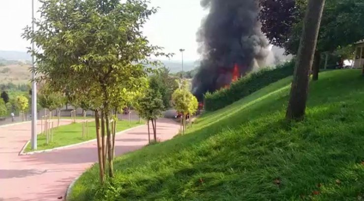 Gaziosmanpaşa Gençlik Parkı’nda yangın