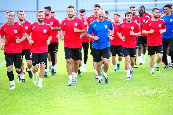 Samsunspor bu sezon 18 futbolcu transfer etti