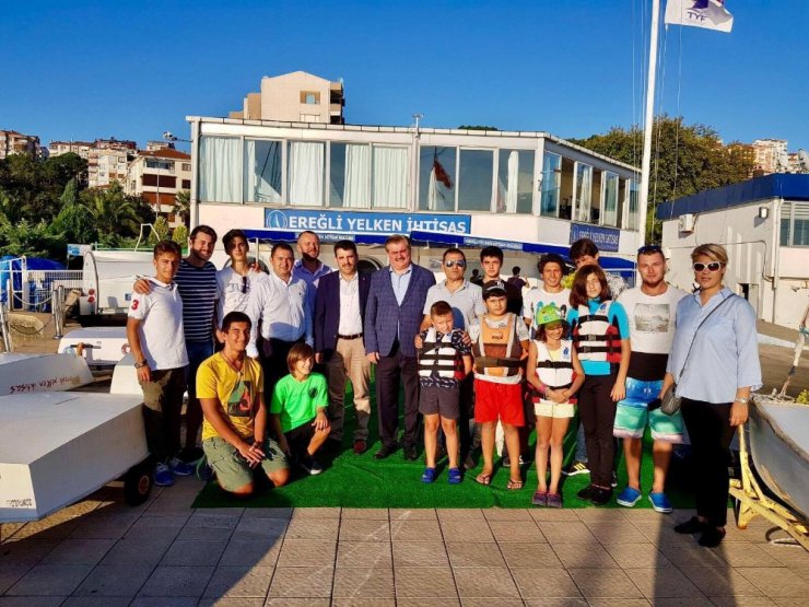 Çaturoğlu ile Çakır’dan Kdz. Ereğli Yelken Kulübü’ne destek