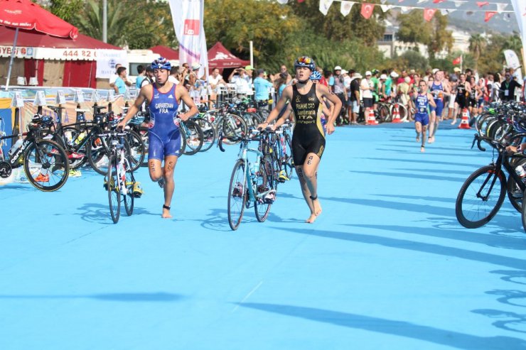 Alanya’da Triathlon heyecanı