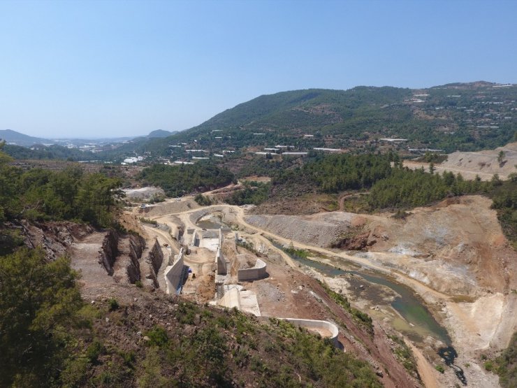 Alanya Yeniköy Barajı’nda çalışmalar sürüyor