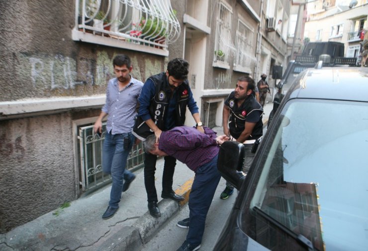 Beyoğlu’nda nefes kesen narkotik operasyonu