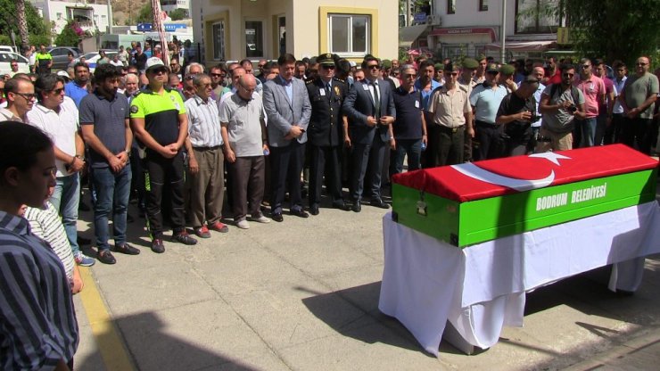 Kansere yenik düşen polis memuru memleketine uğurlandı