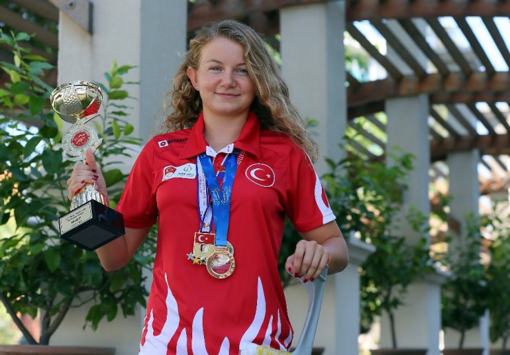 Yaşarlı sporcular şampiyonluklara abone