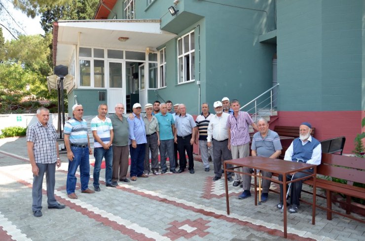 Caminin yerinin değiştirilmesine cemaatten tepki