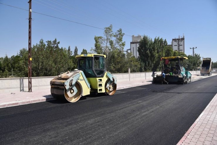 Selçuklu Belediyesi, asfalt ve altyapı çalışmalarını sürdürüyor