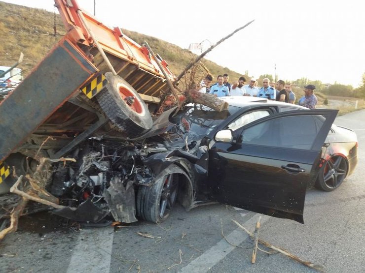 Sungurlu’da trafik kazası: 2 yaralı