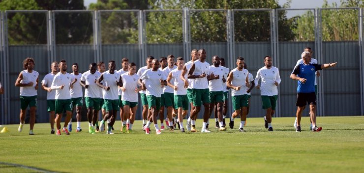 Bursaspor’da Batalla ve Stancu antrenmanda yer almadı