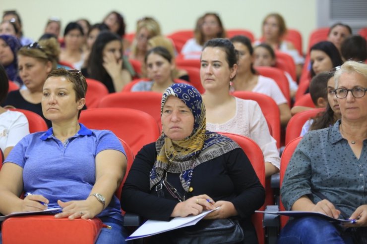 Gaziemir Belediyesi ’Üretici Kadın Kooperatifi’ kuruyor