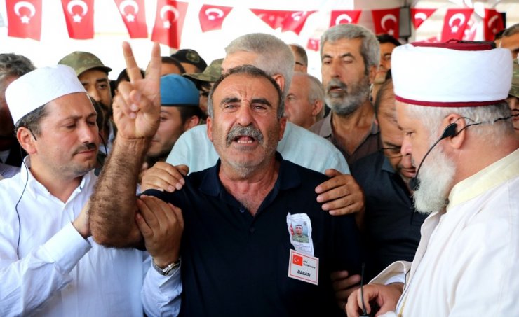 Hakkari şehidi gözyaşları içinde defnedildi