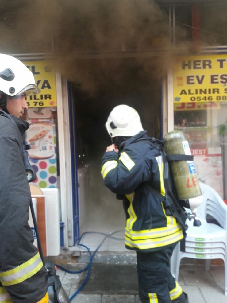 Malatya’da işyeri yangını korkuttu