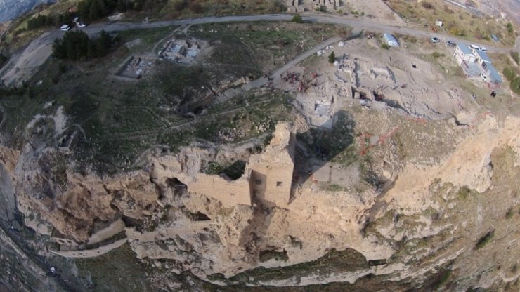 Mardin Kalesinde çalışmalar devam ediyor