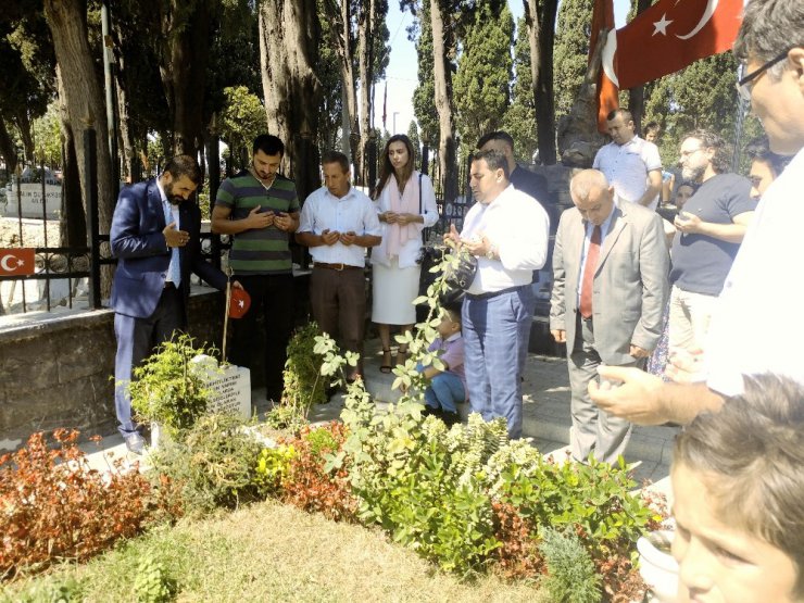 15 Temmuz gazileri CHP’li Sezgin Tanrıkulu’nu protesto etti