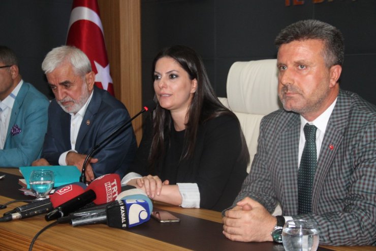 Çalışma ve Sosyal Güvenlik Bakanı Jülide Sarıeroğlu: