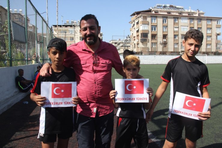 Suriyeli çocuklar futbol turnuvasında buluştu