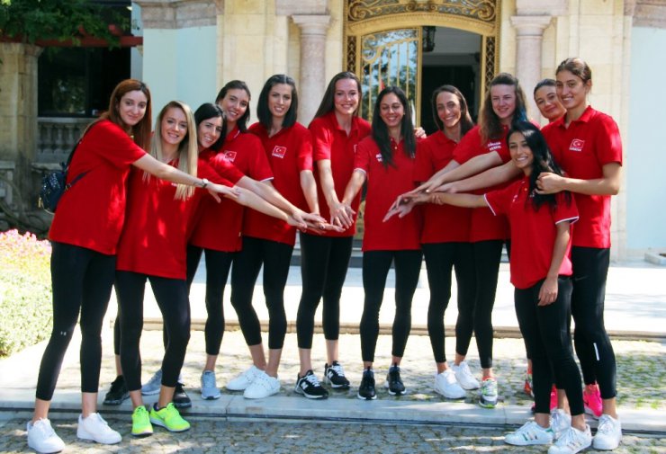 A Milli Kadın Voleybol Takımı medya günü yapıldı