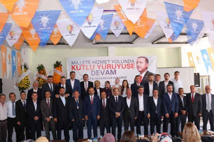 AK Parti Kepsut İlçe Başkanı Yılmaz güven tazeledi