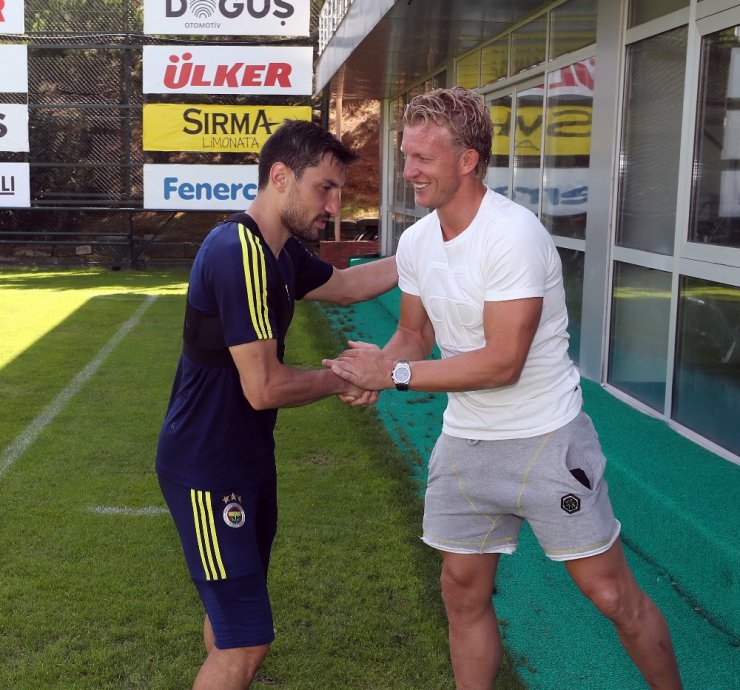 Kuyt ve Meireles’ten Fenerbahçe’ye ziyaret