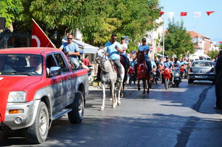 Ayvalık’ta 95. Kurtuluş coşkusu