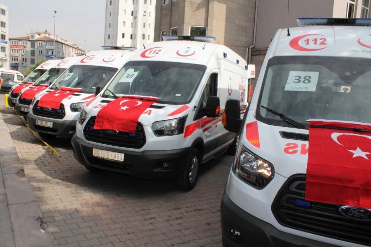 Kayseri’de 5 yeni ambulans hizmet verecek