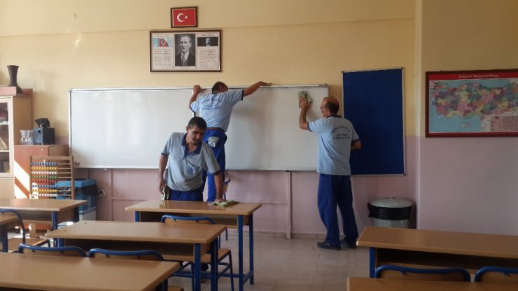 Bağcılar, depreme karşı yenilenen okullarıyla yeni eğitim yılına hazır