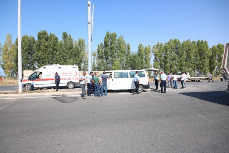 Konya’da düğün yolunda kaza: 5 yaralı