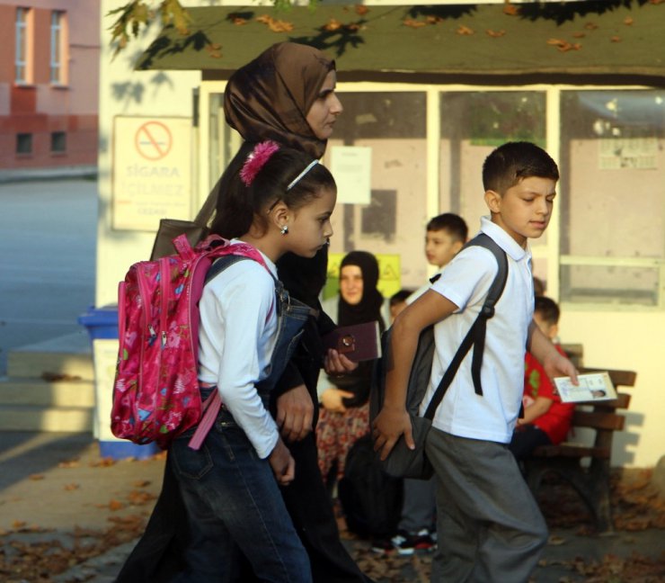 Bursa’da 14 bin Suriyeli öğrenci ders başı yaptı