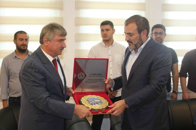 AK Parti Genel Başkan Yardımcısı Mahir Ünal, Köyceğiz Belediyesini ziyaret etti