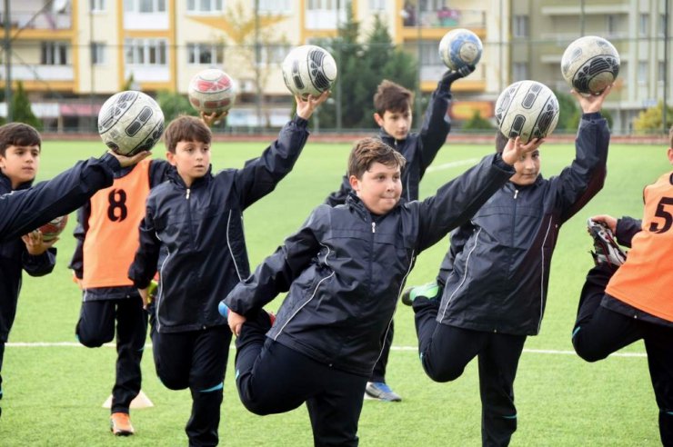 Aliağa Belediyesi Kış Spor Okulları kayıtları başlıyor