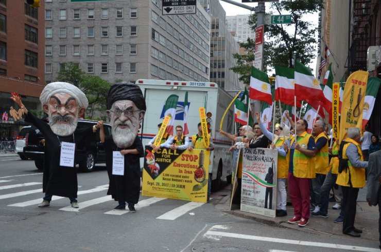 İran Cumhurbaşkanı Ruhani ABD’de protesto edildi