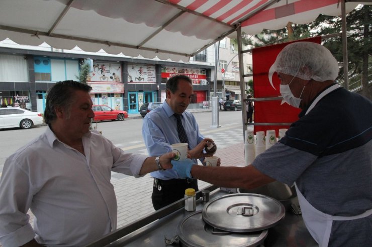 Sungurlu Belediyesi’nden çorba ikramı