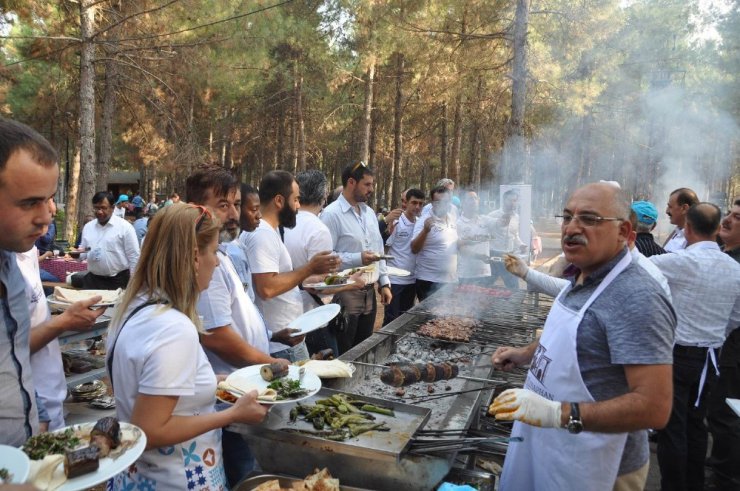 Büyükelçilerin kebap keyfi