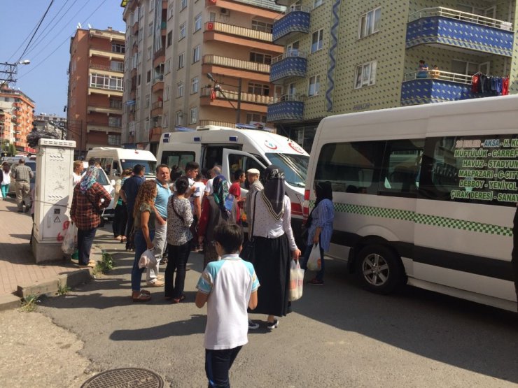 Giresun’da ‘Kaza Caddesi’ okulların ilk gününü de boş geçmedi