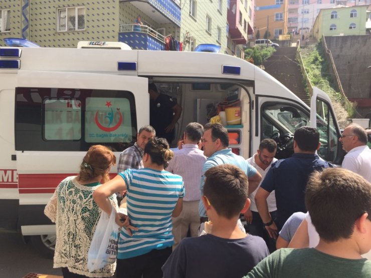 Giresun’da ‘Kaza Caddesi’ okulların ilk gününü de boş geçmedi