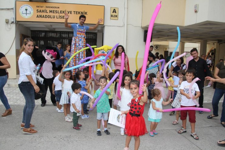 Minik öğrenciler eğlenceli aktiviteler ile okula başladı