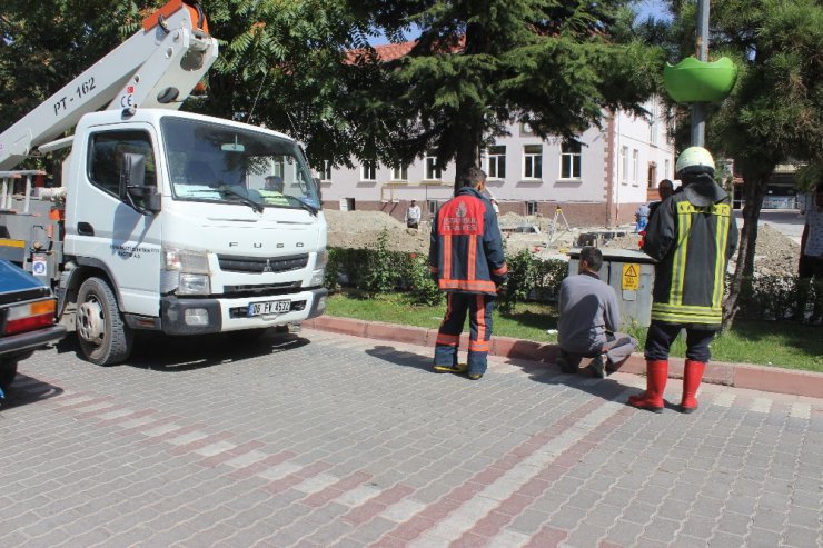 Elektrik panosundaki patlama paniğe neden oldu