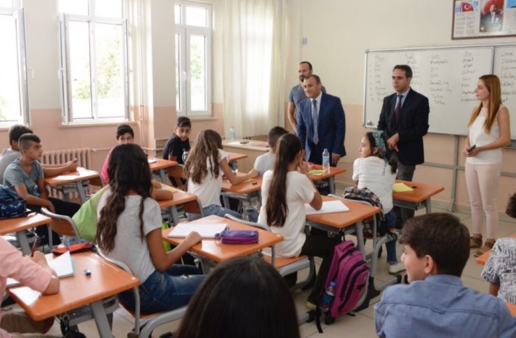 Tunceli’de 8 bin 869 öğrenci ders başı yaptı